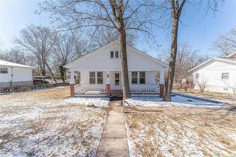 703 N Pershing Avenue, Salem, MO 65560