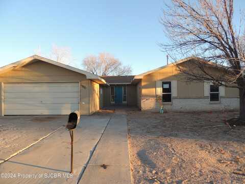 2900 NORTHWOOD Drive, Farmington, NM 87401