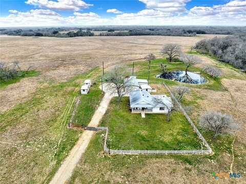 4418 E State Highway 97, Nixon, TX 78140