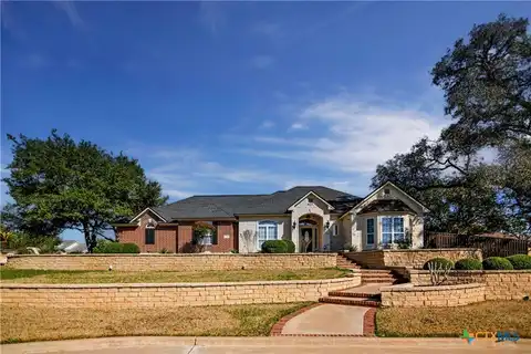 207 C L Duckett Drive, Cuero, TX 77954