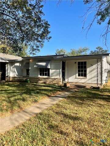 115 Rivercrest Street, Luling, TX 78648