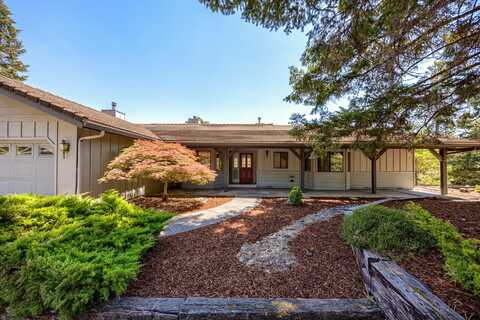 660 Garnet Lane, Grants Pass, OR 97526