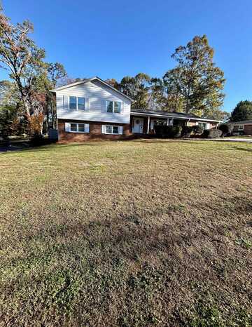 320 Lake Forest Drive, Spartanburg, SC 20307