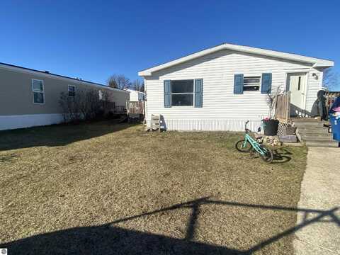 1214 Trek Trail, Traverse City, MI 49685