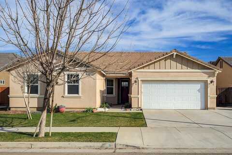 1104 Par Avenue, Lemoore, CA 93245