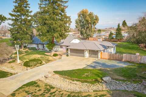 32762 Ray Court, Visalia, CA 93292