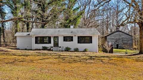 5493 Amick Road, Julian, NC 27283