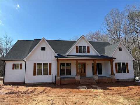 3515 Brookbank Drive, Pfafftown, NC 27040