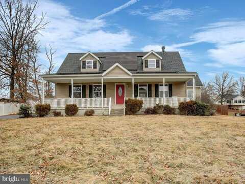 124 W HUNTER ROAD, CARLISLE, PA 17015