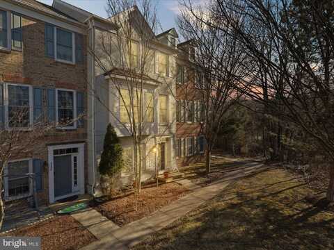 2528 WALNUT LEAF LANE, HERNDON, VA 20171