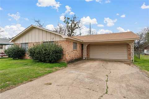 220 Shirley Drive, Waco, TX 76705