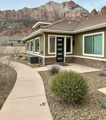 114 Trapper, Springdale, UT 84767