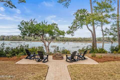39 Ridge Road, Beaufort, SC 29907