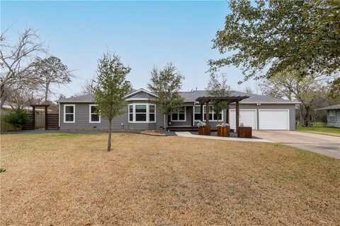 1002 Edgewood Drive, Bryan, TX 77802