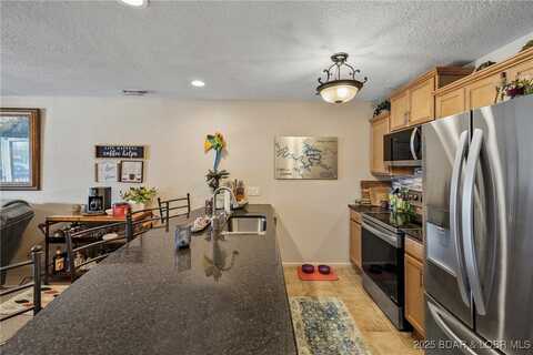 432 Indian Point unit: 432, Osage Beach, MO 65065