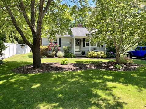 16 Brigantine Circle, Plymouth, MA 02360