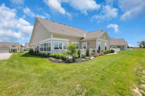 614 Newport Lane, Hebron, OH 43025