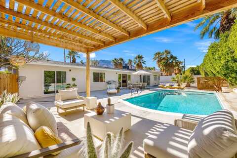 1490 Via Roberto Miguel, Palm Springs, CA 92262