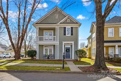 14462 Holly Springs Drive, Huntersville, NC 28078