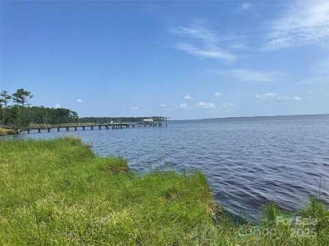 731 Schooner Road, Belhaven, NC 27810