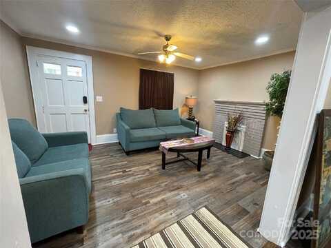 122 E Hargrave Street, Wadesboro, NC 28170