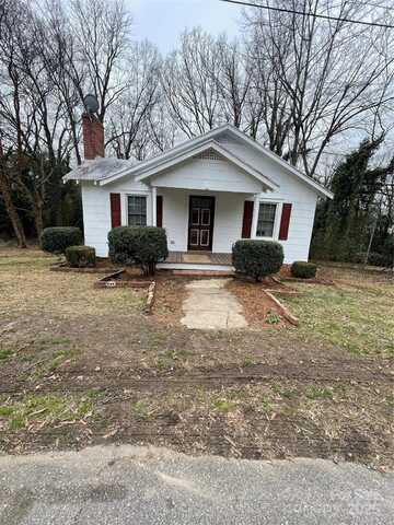 122 E Hargrave Street, Wadesboro, NC 28170