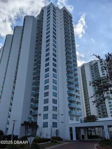 241 Riverside Drive, Daytona Beach, FL 32117