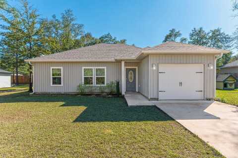 103 W Buckeye Street, DeFuniak Springs, FL 32433