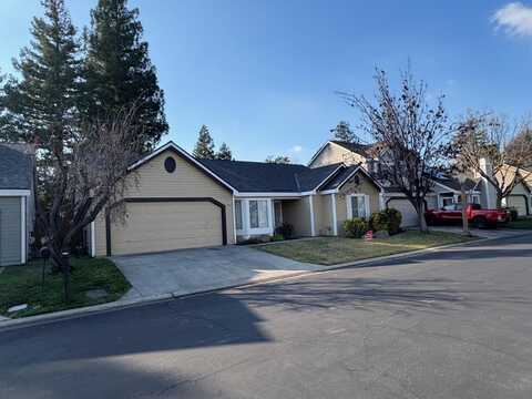 10779 Windham Bay Circle N, Fresno, CA 93730