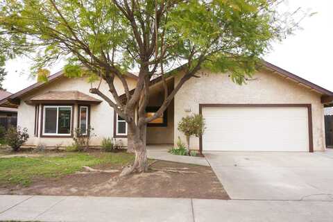 2479 Keats Avenue, Clovis, CA 93611