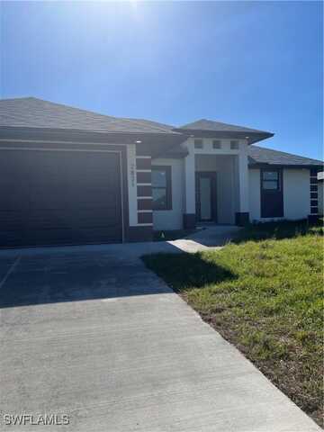 2823 21st Street SW, Lehigh Acres, FL 33976