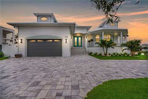 1794 Holiday Lane, Naples, FL 34104
