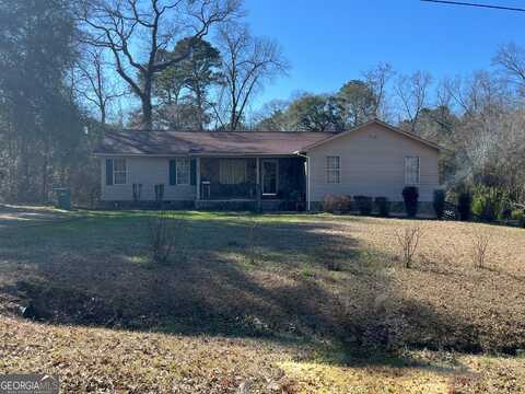 105 Oak Lake, Perry, GA 31069