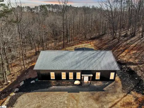 292 Rabbit Road, Travelers Rest, SC 29690