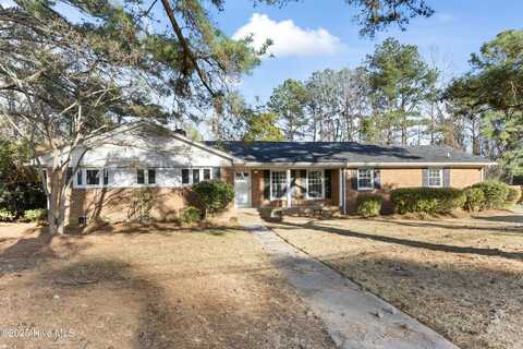 107 St. Andrews Drive, Greenville, NC 27834