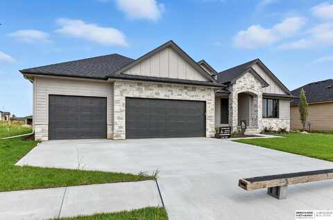 3533 S 218th Avenue, Omaha, NE 68022