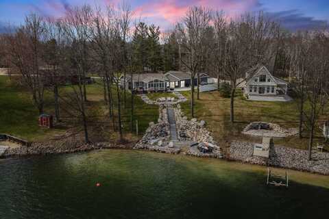 9356 Miramichi Drive, Evart, MI 49631