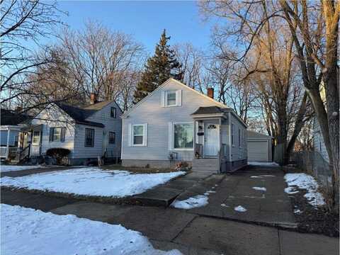 933 Dickinson Street SE, Grand Rapids, MI 49507