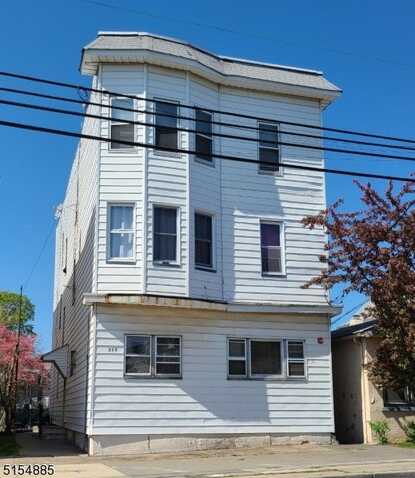 395 Lanza Ave, Garfield, NJ 07026