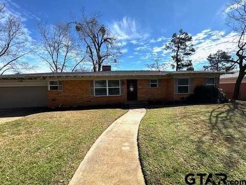 2908 Oak Knob, Tyler, TX 75701