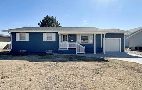 208 E 32nd St, Hays, KS 67601