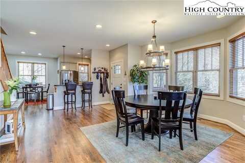 142 Lacy Lane, Blowing Rock, NC 28605