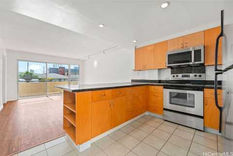 1099 Green Street, Honolulu, HI 96822