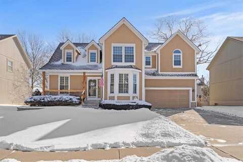 11425 W 117th Terrace, Overland Park, KS 66210