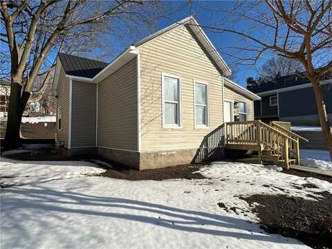 811 N Fifth Street, Saint Joseph, MO 64501