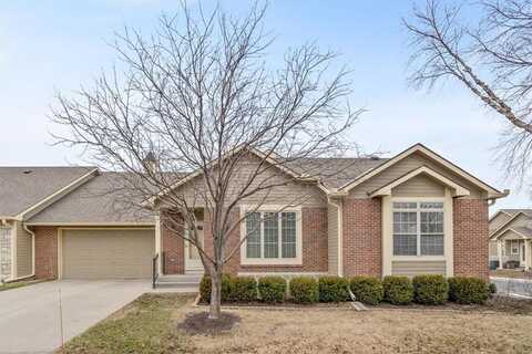 18565 W 158th Terrace, Olathe, KS 66062