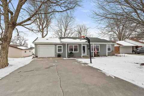 103 N Bashford St, Winfield, IA 52659