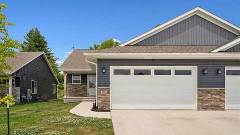 915 Prairie View Dr, WestBranch, IA 52358