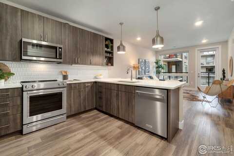 20 Wilcox St, Castle Rock, CO 80104