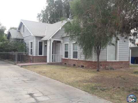 555 Sandalwood, El Centro, CA 92243